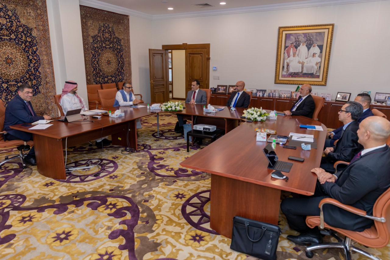 غيوم كارتييه يقوم بزيارة فريق عمل ووكلاء نيسان العربية السعودية لأول مرة