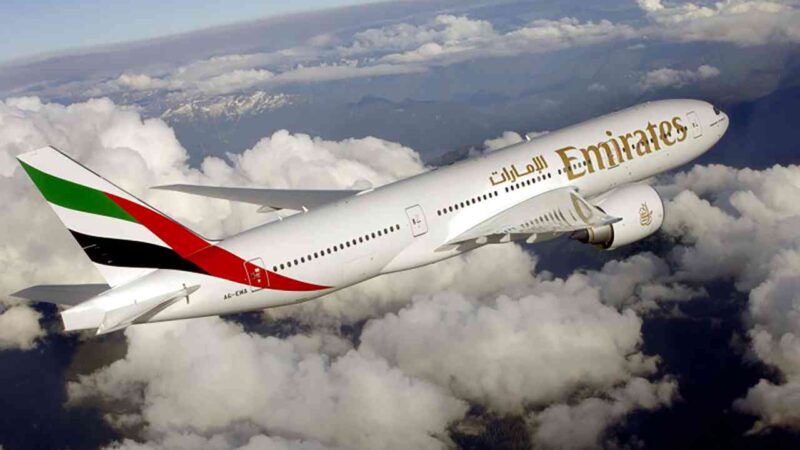 عودة خدمة طيران الإمارات الرمضانية المتميزة في الأجواء مع خيارات أوسع