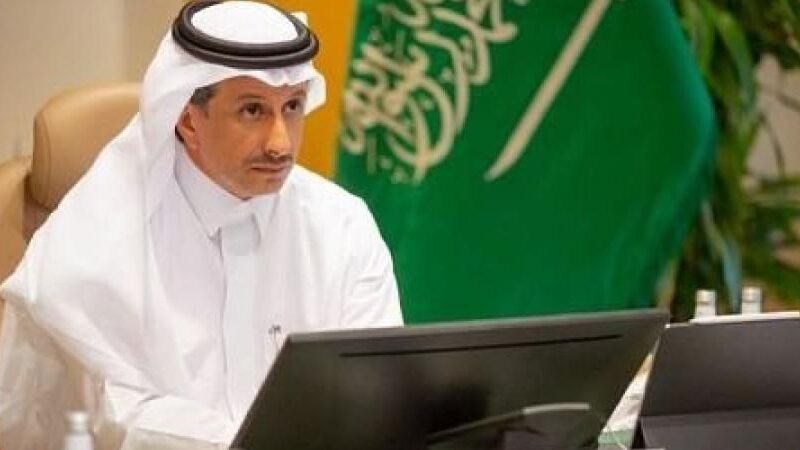 الخطيب: إطلاق التأشيرات السياحية للمقيمين في الخليج قريبًا