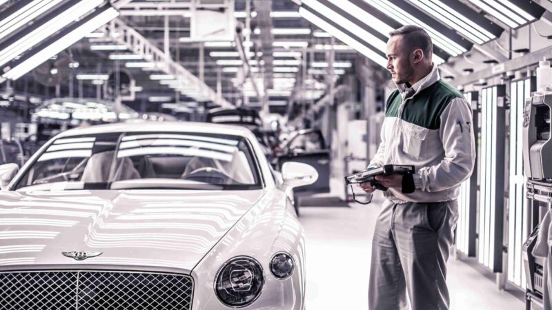 Bentley  تسجّل نمواً بنسبة 82 % في الأرباح من زيادة 4 % في المبيعات