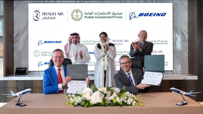 طيران الرياض يعلن عن أول طلب لأسطول للطائرات مكون من 72 طائرة بوينج دريملاينر من طراز 787-9