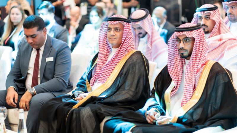 أوتوميكانيكا الرياض يركز في يومه الثاني على التحول الاقتصادي