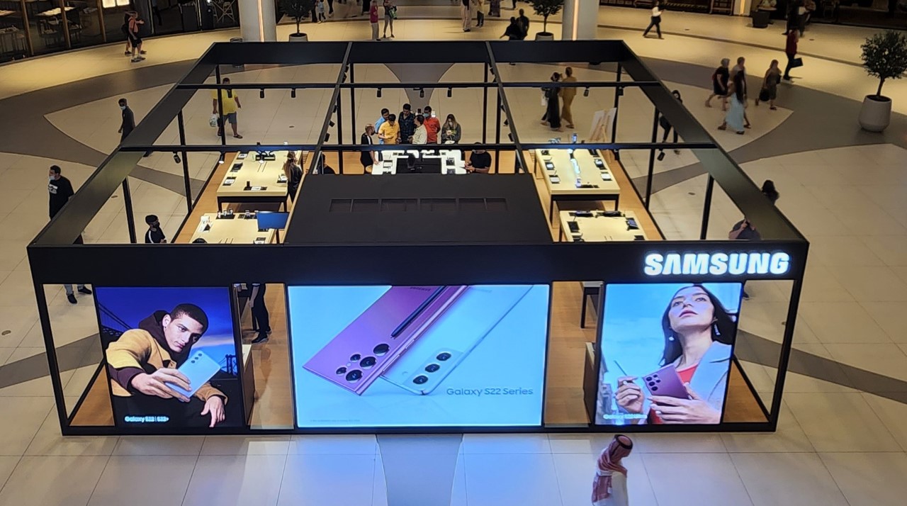 A pop-up store like no other: Customers to capture Dubai Mall under a new light with Samsung’s Galaxy S22 series