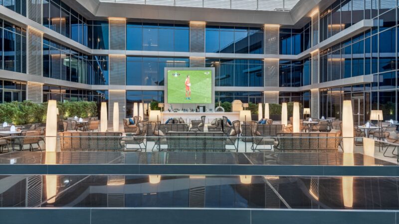 فندق راديسون بلو مركز الرياض للمؤتمرات والمعارض يفتتح مطعم التراس