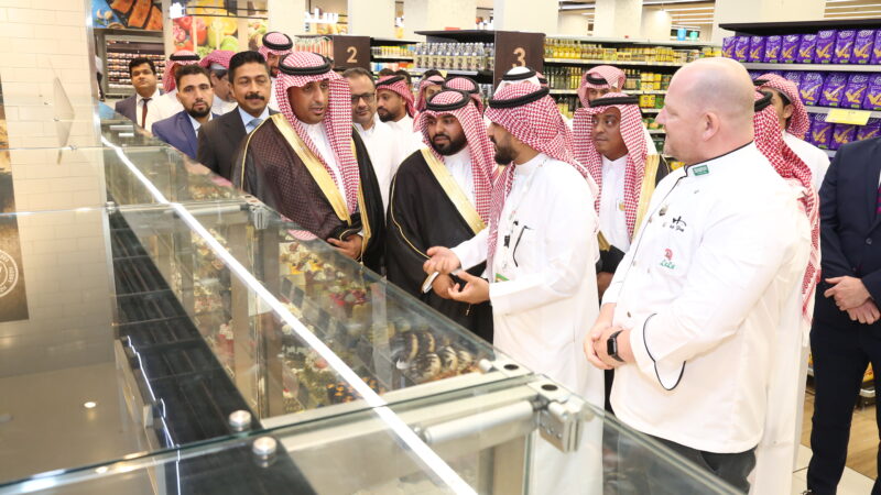 لولو هايبر ماركت تفتتح متجر إكسبرس في حي البلد في جدة